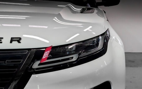 Land Rover Range Rover Evoque II, 2024 год, 6 000 000 рублей, 18 фотография