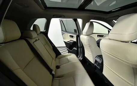 Toyota RAV4, 2026 год, 7 964 000 рублей, 21 фотография