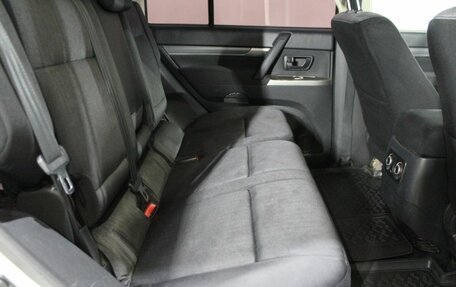 Mitsubishi Pajero IV, 2013 год, 2 050 000 рублей, 15 фотография