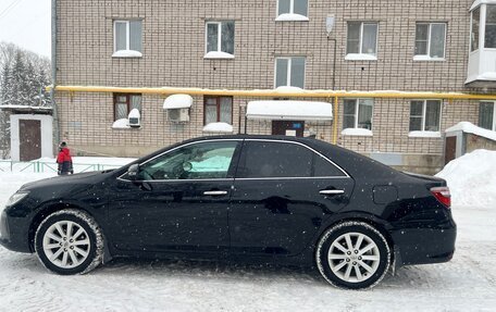 Toyota Camry, 2015 год, 1 900 000 рублей, 5 фотография