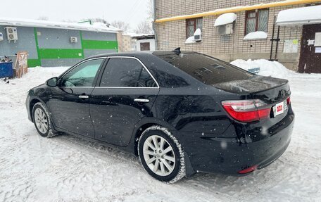 Toyota Camry, 2015 год, 1 900 000 рублей, 8 фотография
