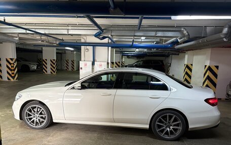 Mercedes-Benz E-Класс, 2021 год, 5 100 000 рублей, 8 фотография