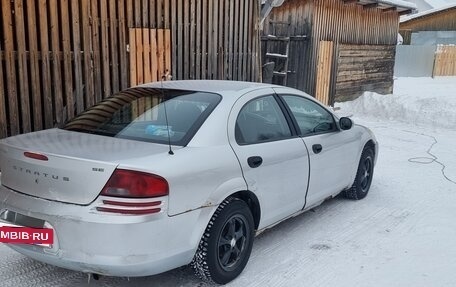 Dodge Stratus II, 2004 год, 230 000 рублей, 3 фотография
