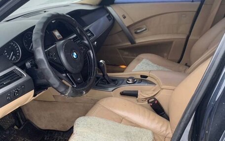 BMW 5 серия, 2006 год, 950 000 рублей, 3 фотография