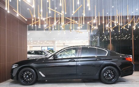 BMW 5 серия, 2019 год, 4 000 000 рублей, 5 фотография