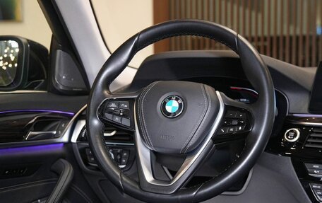 BMW 5 серия, 2019 год, 4 000 000 рублей, 21 фотография