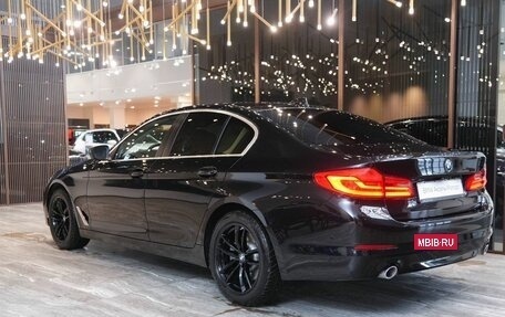 BMW 5 серия, 2019 год, 4 000 000 рублей, 9 фотография