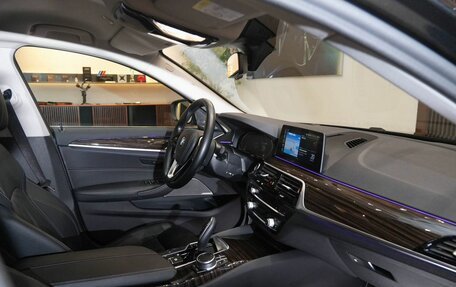 BMW 5 серия, 2019 год, 4 000 000 рублей, 34 фотография