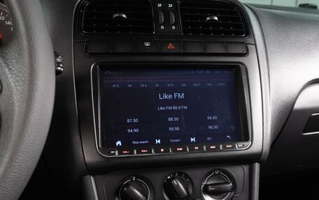 Volkswagen Polo VI (EU Market), 2011 год, 615 000 рублей, 13 фотография