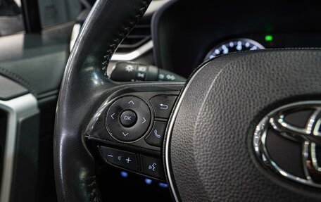 Toyota RAV4, 2020 год, 3 300 000 рублей, 17 фотография