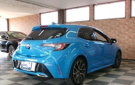 Toyota Corolla, 2018 год, 2 090 000 рублей, 2 фотография