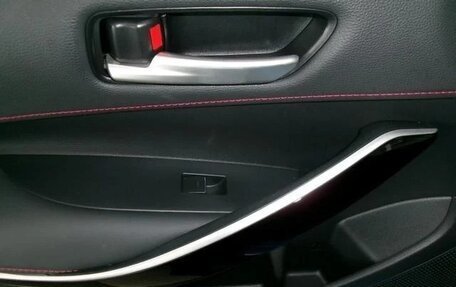 Toyota Corolla, 2018 год, 2 090 000 рублей, 12 фотография