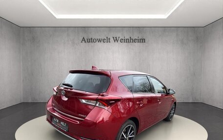 Toyota Auris II, 2017 год, 2 000 000 рублей, 6 фотография