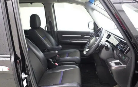 Honda Stepwgn IV, 2021 год, 2 550 000 рублей, 6 фотография