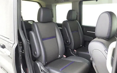 Honda Stepwgn IV, 2021 год, 2 550 000 рублей, 7 фотография