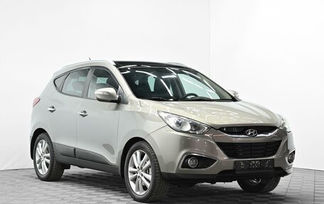 Hyundai ix35 I рестайлинг, 2013 год, 995 000 рублей, 2 фотография
