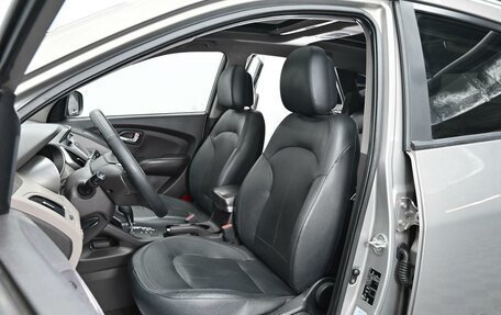 Hyundai ix35 I рестайлинг, 2013 год, 995 000 рублей, 6 фотография