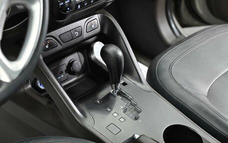 Hyundai ix35 I рестайлинг, 2013 год, 995 000 рублей, 12 фотография