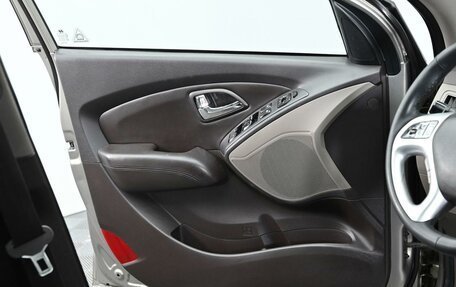 Hyundai ix35 I рестайлинг, 2013 год, 995 000 рублей, 7 фотография