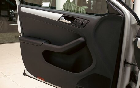 Volkswagen Jetta VI, 2018 год, 1 055 000 рублей, 12 фотография