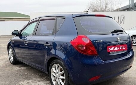 KIA cee'd I рестайлинг, 2009 год, 695 000 рублей, 6 фотография