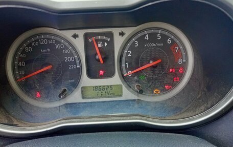 Nissan Note II рестайлинг, 2006 год, 625 000 рублей, 2 фотография