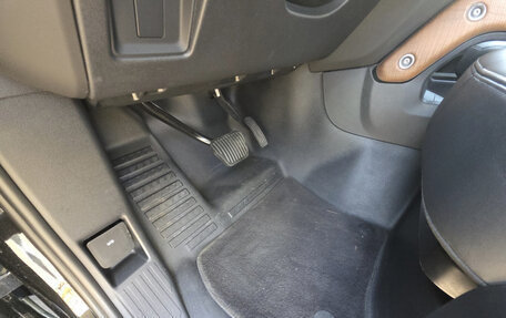 Land Rover Defender II, 2022 год, 11 000 000 рублей, 25 фотография