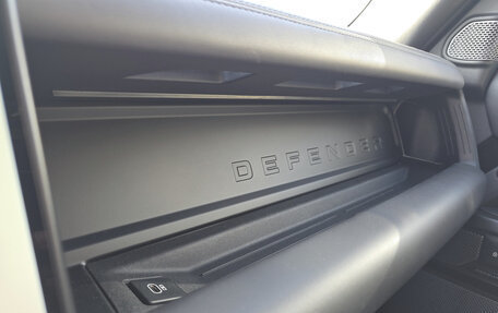 Land Rover Defender II, 2022 год, 11 000 000 рублей, 24 фотография