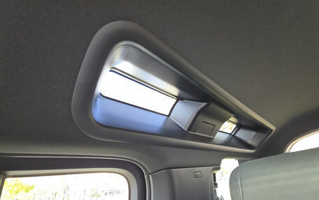 Land Rover Defender II, 2022 год, 11 000 000 рублей, 35 фотография