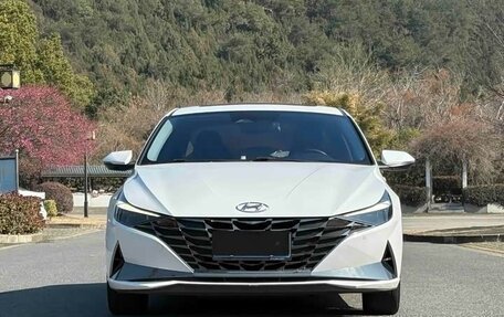 Hyundai Elantra, 2022 год, 1 590 000 рублей, 7 фотография