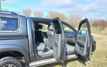 Toyota Hilux VII, 2014 год, 2 480 000 рублей, 19 фотография