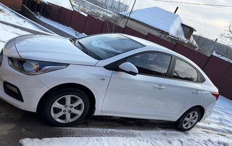 Hyundai Solaris II рестайлинг, 2019 год, 1 130 000 рублей, 3 фотография
