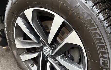 Volkswagen Tiguan II, 2019 год, 2 550 000 рублей, 5 фотография