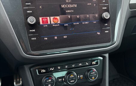 Volkswagen Tiguan II, 2019 год, 2 550 000 рублей, 25 фотография