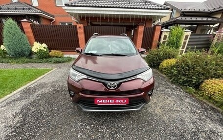 Toyota RAV4, 2019 год, 2 800 000 рублей, 1 фотография