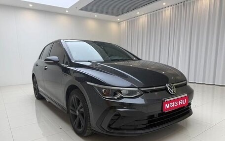 Volkswagen Golf VIII, 2022 год, 1 400 000 рублей, 1 фотография