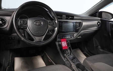 Toyota Corolla, 2018 год, 2 099 000 рублей, 9 фотография