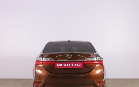 Toyota Corolla, 2018 год, 2 099 000 рублей, 6 фотография