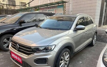 Volkswagen T-Roc I, 2023 год, 1 420 000 рублей, 1 фотография