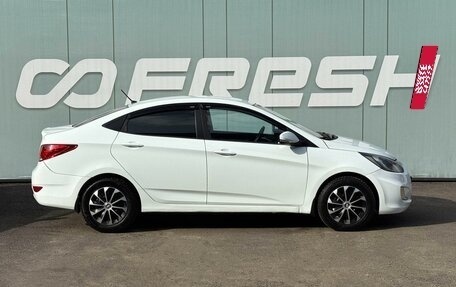 Hyundai Solaris II рестайлинг, 2011 год, 649 000 рублей, 4 фотография