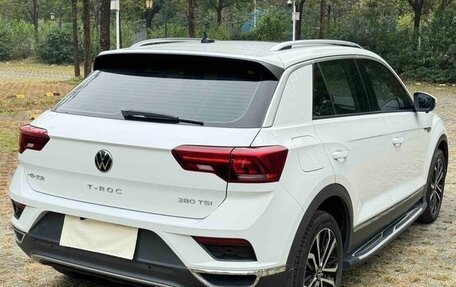 Volkswagen T-Roc I, 2022 год, 1 450 000 рублей, 3 фотография