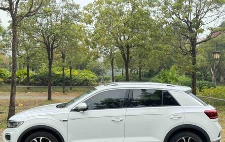 Volkswagen T-Roc I, 2022 год, 1 450 000 рублей, 6 фотография