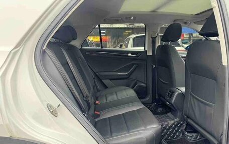 Volkswagen T-Roc I, 2022 год, 1 450 000 рублей, 13 фотография