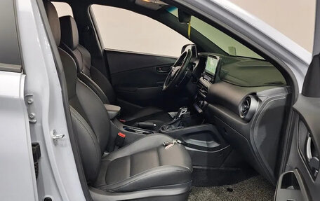 Hyundai Kona I, 2022 год, 1 285 000 рублей, 6 фотография