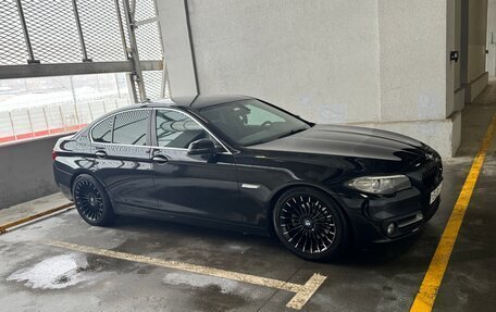 BMW 5 серия, 2014 год, 1 650 000 рублей, 2 фотография