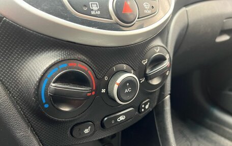 Hyundai Solaris II рестайлинг, 2012 год, 679 000 рублей, 12 фотография