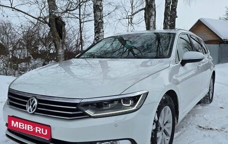 Volkswagen Passat B8 рестайлинг, 2018 год, 2 330 000 рублей, 2 фотография