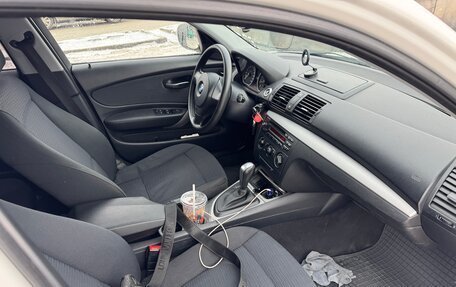 BMW 1 серия, 2010 год, 700 000 рублей, 15 фотография