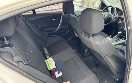 BMW 1 серия, 2010 год, 700 000 рублей, 16 фотография