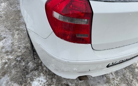 BMW 1 серия, 2010 год, 700 000 рублей, 18 фотография